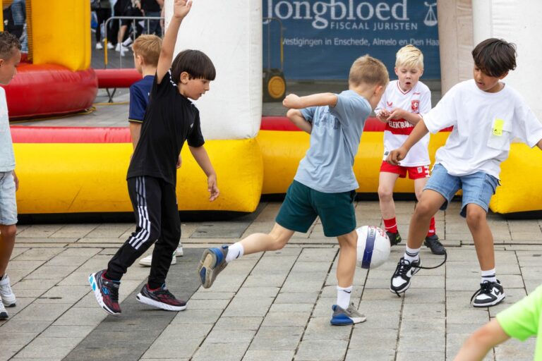 Voetbaldag — Sport in Enschede
