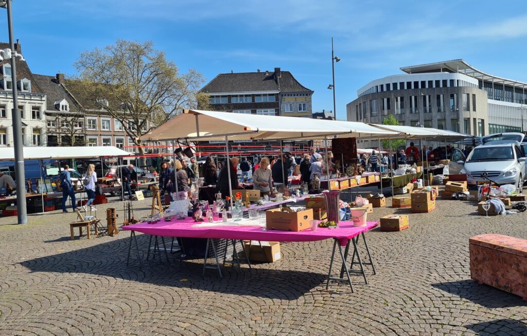 Sundayin’ in Enschede