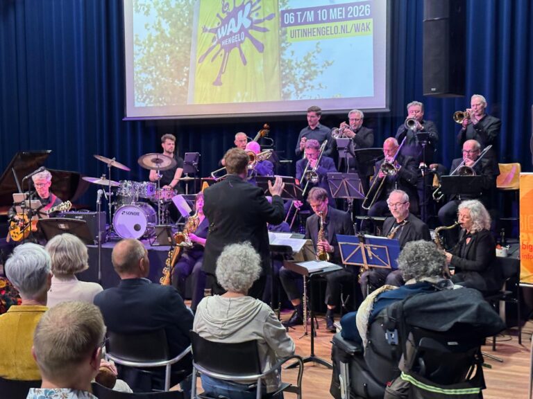 Bigband Exposure invites Bull Town Band — muziek in Enschede